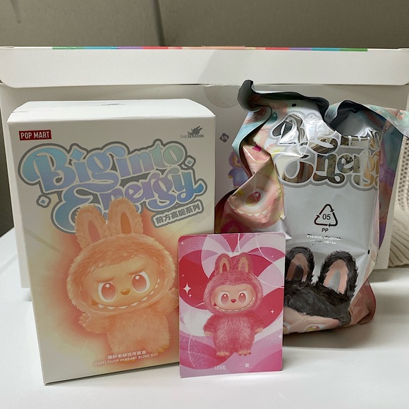THE MONSTERS Big into Energy Series-Vinyl Plush Pendant Blind Box-LOVE